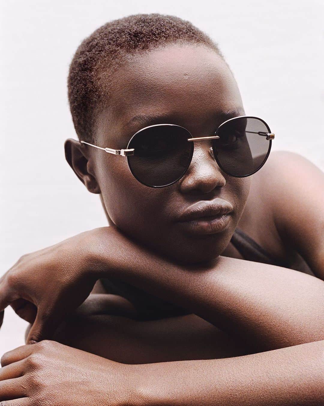 のインスタグラム：「Wherever you are, experience a special getaway through the summery spirit of our Maisons.   Discover the @rimowa Rim. Rounded lightweight frames expertly crafted in hand-applied acetate and polished stainless-steel.  #LVMH #RIMOWA #RIMOWAeyewear」