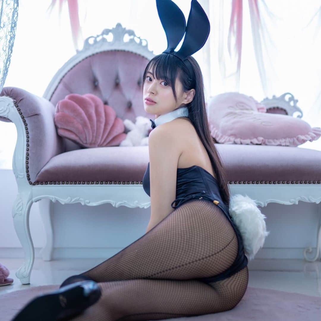 藤田いろはのインスタグラム：「バニーガール、飼いませんか？﻿ ﻿ ‪#藤田いろは#グラビア#gravure #japanesegirl #レースクイーン#tokyo  #l4l #aziangirl  #ビジョビ #模特 #뷰티스타그램 #셀카  #cosplay #黒髪ロング#팔로우#소통해요#셀스타그램#モデル #model #그라비아 #모델 #日本的 #性感內衣 #sexy  #性感美女 #性感尤物 #バニーガール #bunnygirl #bunny #コスプレ」