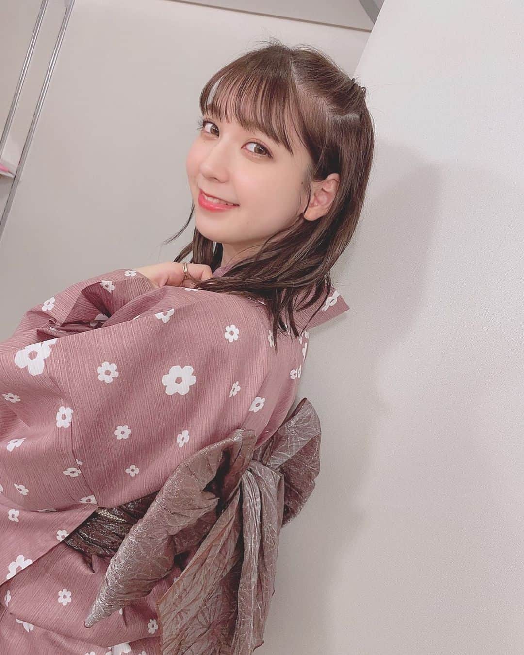 松岡菜摘のインスタグラム：「. . 浴衣🥺🥺 . カラコンはトパーズのシトリン！ . #haluhiroine #topards」