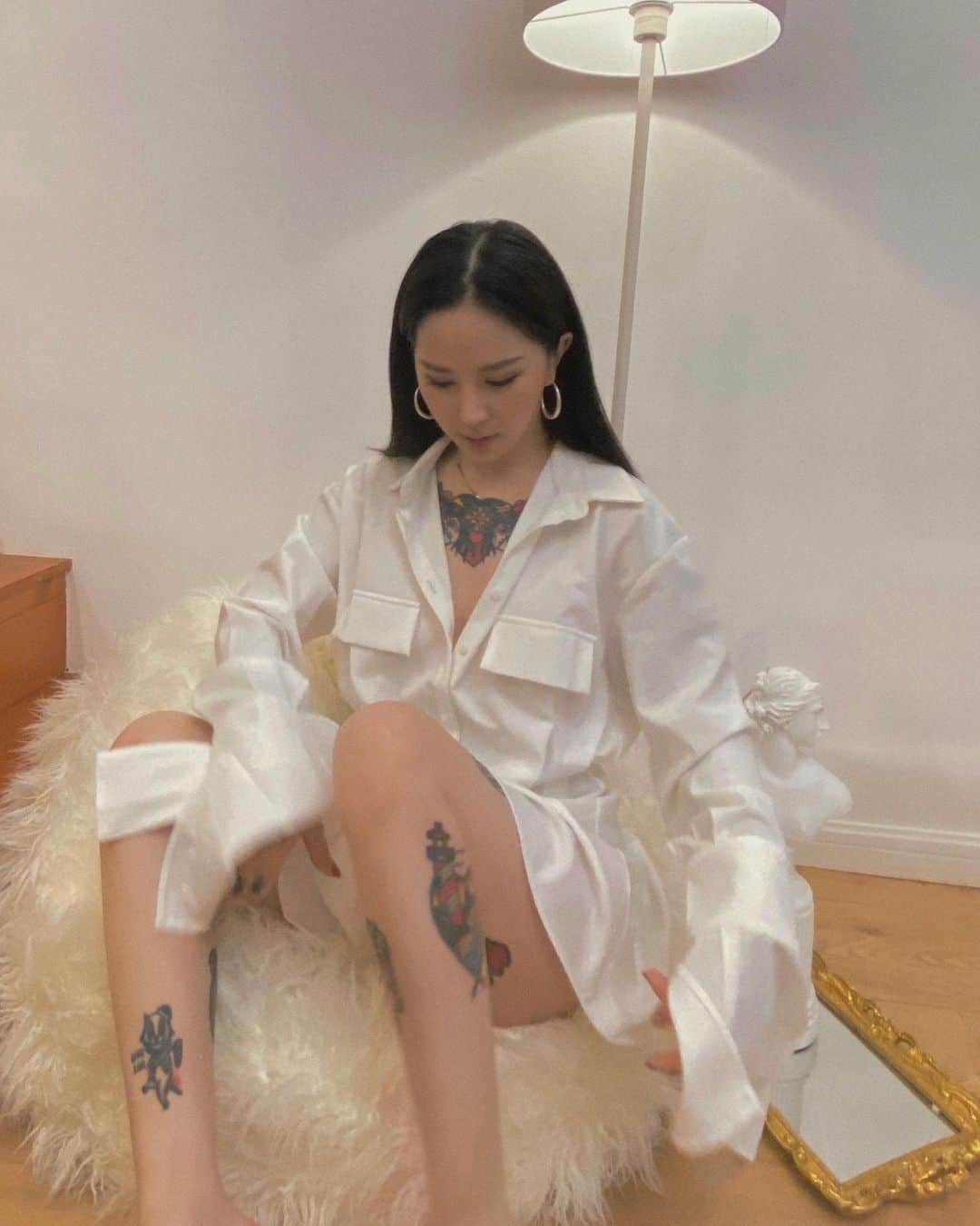 Abby Chenのインスタグラム：「想幹嘛呢」