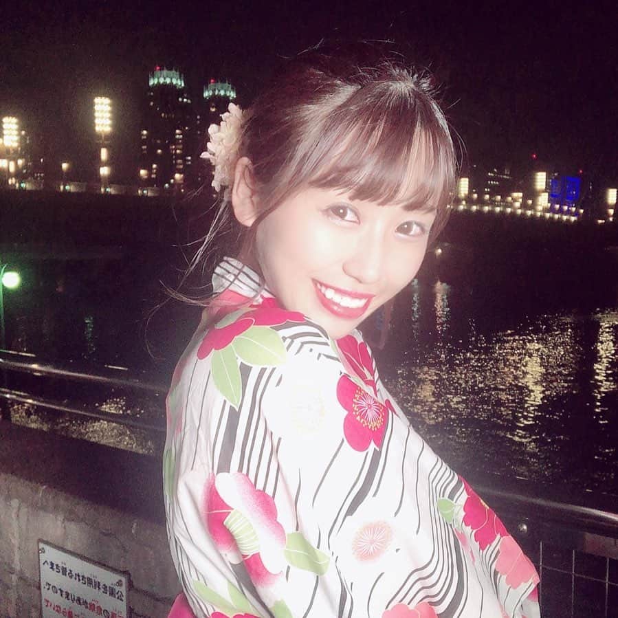 のインスタグラム：「夜になるとめちゃくちゃに夜景が綺麗だった☺️ ・ #水の広場公園 #お台場 #夏 #浴衣 #彼女とデートなうに使っていいよ #彼女と花火大会なうに使っていいよ #👘」