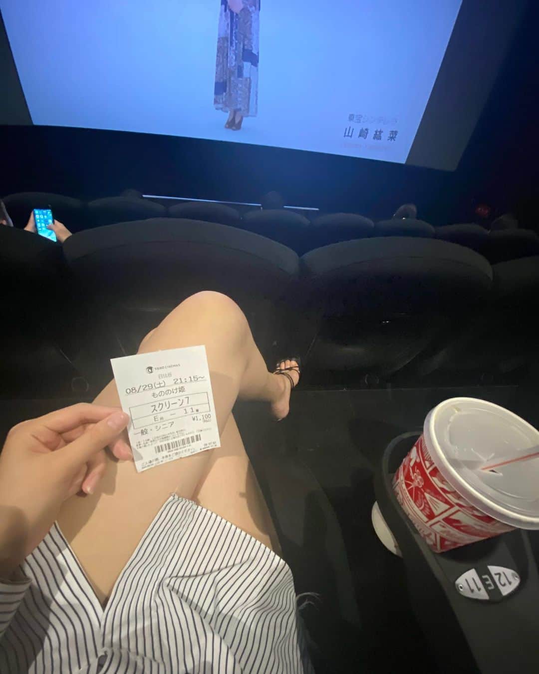 小山桃さんのインスタグラム写真 - (小山桃Instagram)「みんなも映画館でジブリ見た？🌱 他のジブリ作品も映画館でぜひ上映してほしい💞」8月31日 23時00分 - momoko_pu