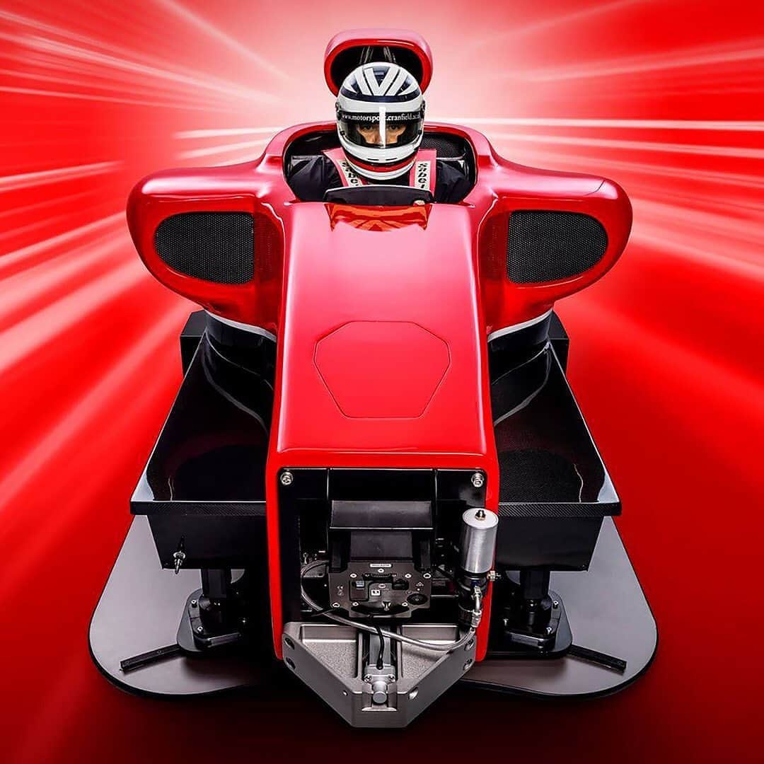 HYPEBEASTさんのインスタグラム写真 - (HYPEBEASTInstagram)「#hypebeasttech: The ultimate Formula 1 simulator has just been unveiled by Britain’s @cranfieldsimulation. The simulator features a composite single-seater chassis that’s been molded from a real F1 racecar featuring an almost instantaneous g-cueing system which was provided by F1 teams, real racing pedals, a steering wheel, VR headset, and 55” HD screen. The static base unit starts at £25,500 GBP ($33,500 USD) while the the insane Full Motion + G-Force setup will run you £129,000 GBP ($170,000 USD).⁠⠀ Photo: Cranfield Simulation」8月31日 23時08分 - hypebeast