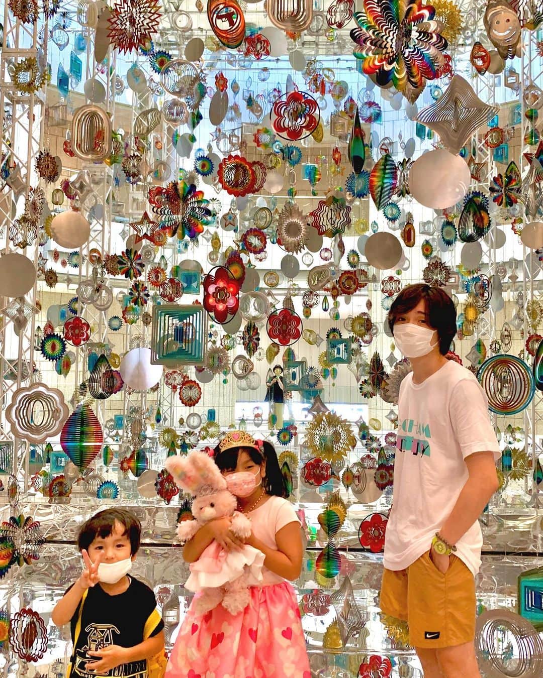 永井聖一のインスタグラム：「Family's summertime still (except me🥱)」