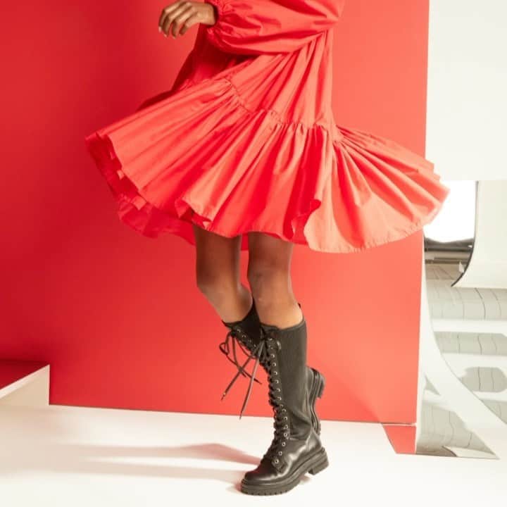 Saks Fifth Avenueのインスタグラム：「Looking for a mood booster? @gianvitorossi creates a reason to twist in the label's Martis combat boots. #10022SHOE」