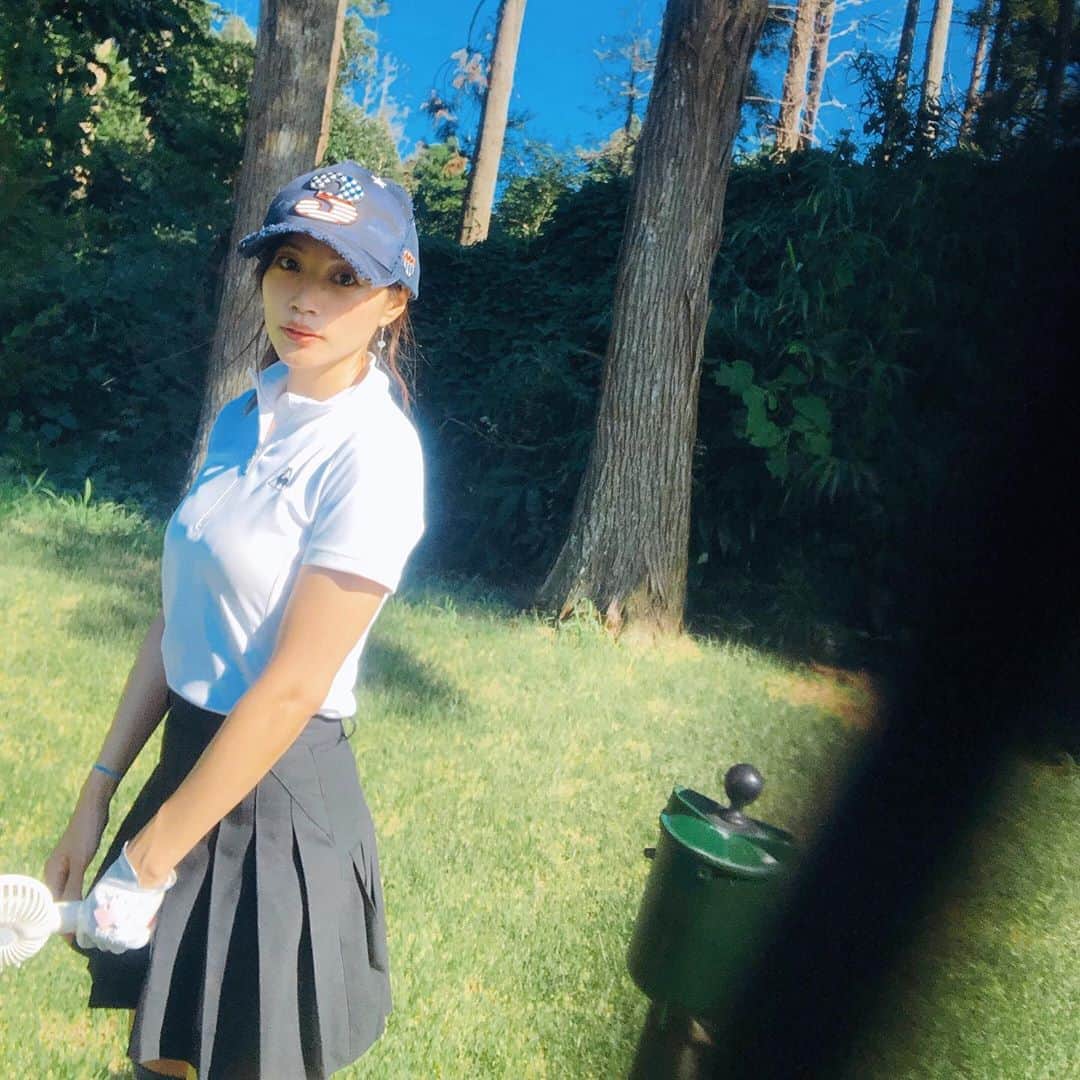 のインスタグラム：「この帽子🧢可愛いな〜🥰﻿ ﻿ ﻿ #golf#ゴルフ#ゴルフラウンド#ゴルフ⛳️﻿ #ゴルフ女子#golffashion#ゴルフコーデ﻿ #ゴルフウェア#ルコック#ルコックゴルフ#lecoq#lecoqgolf#yoshinorikotake#kotakeyoshinori#lecoqsportif#ゴルフスイング#ゴルフコース #千葉ゴルフ#カープ女子#ゴルフ好きな人と繋がりたい#golfisfun#golfgirl#大網白里#ヌーヴェルゴルフ倶楽部」