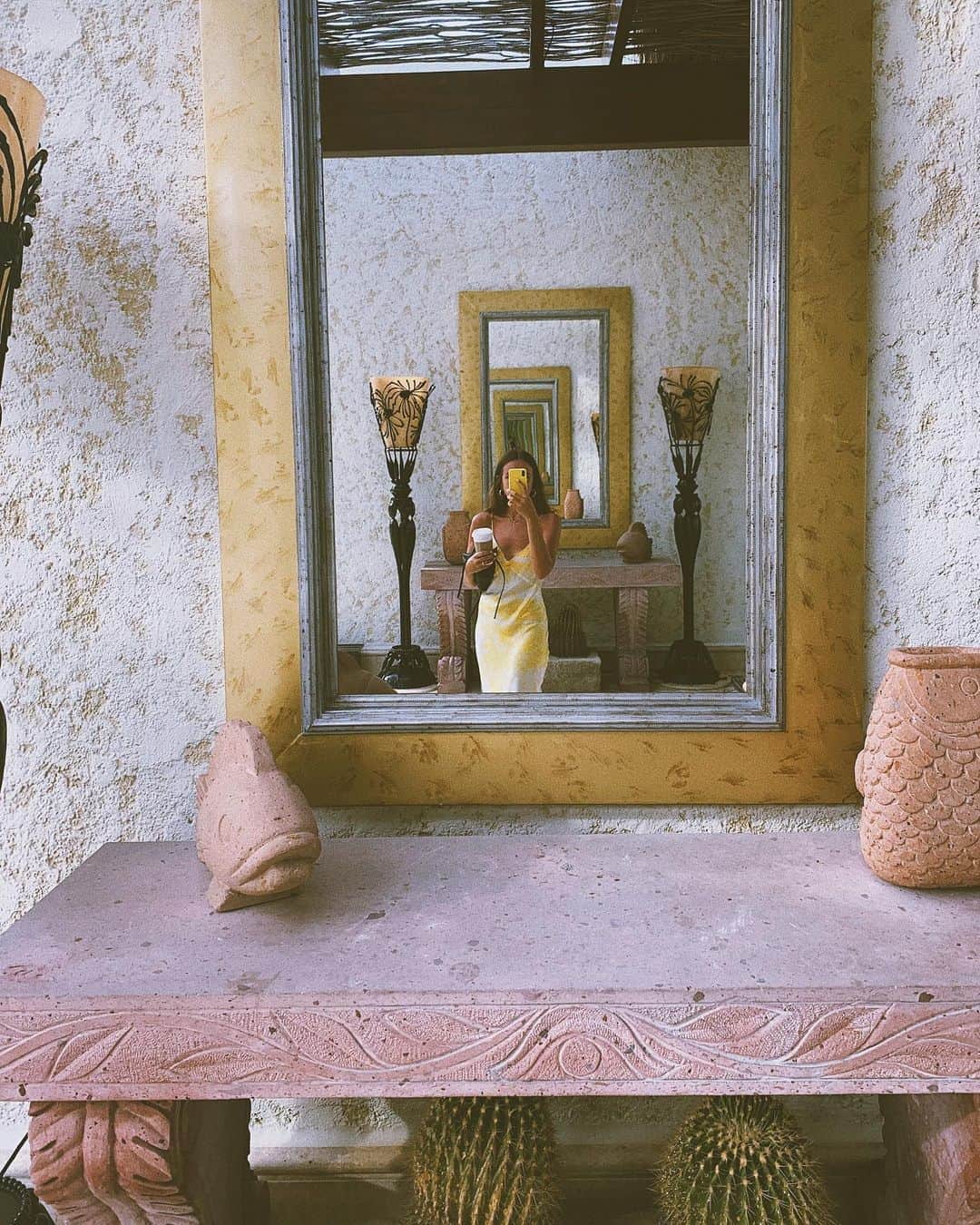 ダニジョーのインスタグラム：「Dream Girl in a Dream World @courtneylopez in the Limoncello Slip and Winona Hoops in MX 🇲🇽 #dannijogirls • P.S Sale ends tonight so snag your favorites before they’re gone!」