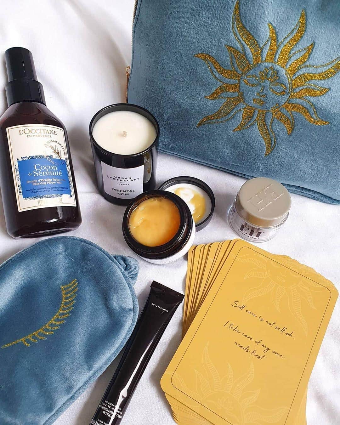 のインスタグラム：「We love to be part of your self-care routine! 😌 Our Aromachologie Relaxing Pillow Mist’s comforting lavender scent helps you relax just a little bit more, to really get the most out of that time for yourself. How do you practice self-care? #Regram 📸 @glowforoctober #LOccitane #Aromachologie #PillowMist #Lavender #Relaxing #Soothing #SpaLOccitane #SelfCare #SelfcareSunday #MeTime」