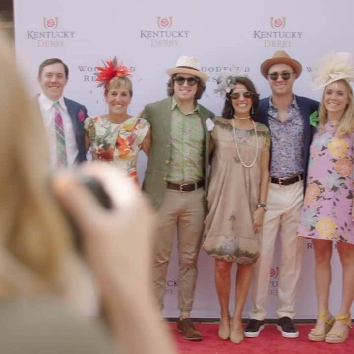 ジャスティン・トーマスのインスタグラム：「Feels weird to say, but it’s Kentucky Derby time! I may not be able to be at the race this weekend, but I had a great time with a little early celebration last November when I got to host a Derby party with family and friends thanks to @woodfordreserve」