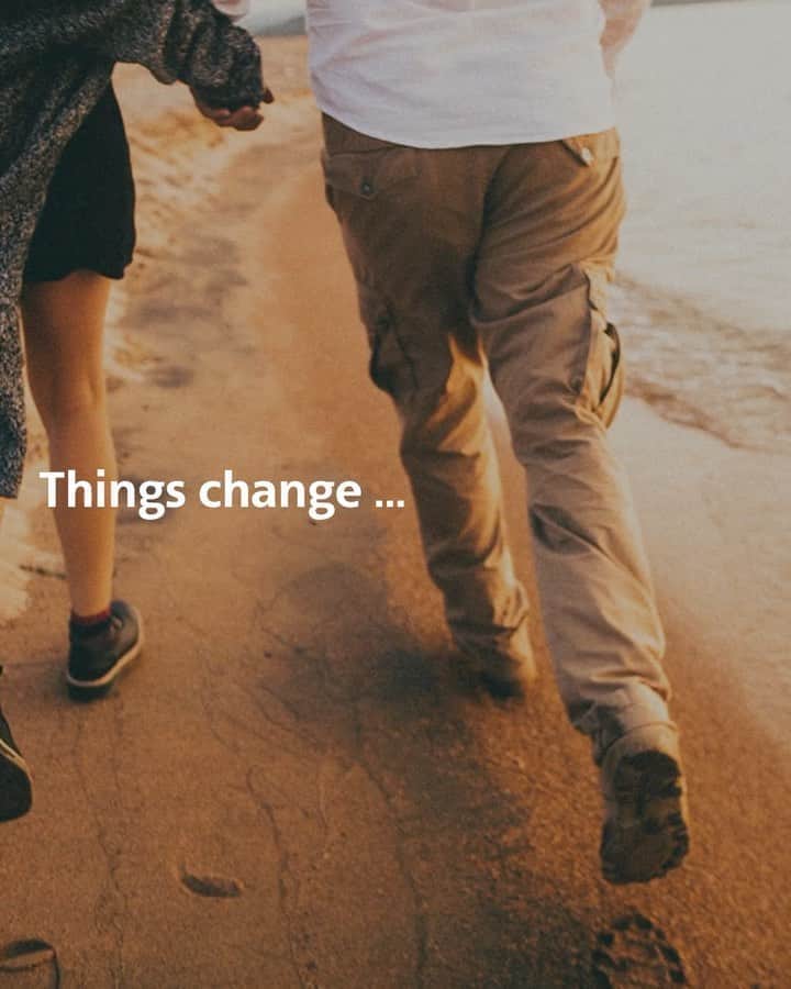 アメリカン航空のインスタグラム：「That's right. We're eliminating change fees on domestic and short-haul international routes and allowing free same-day standby because ... things change, and so do we. Learn more on our Newsroom link in bio.」