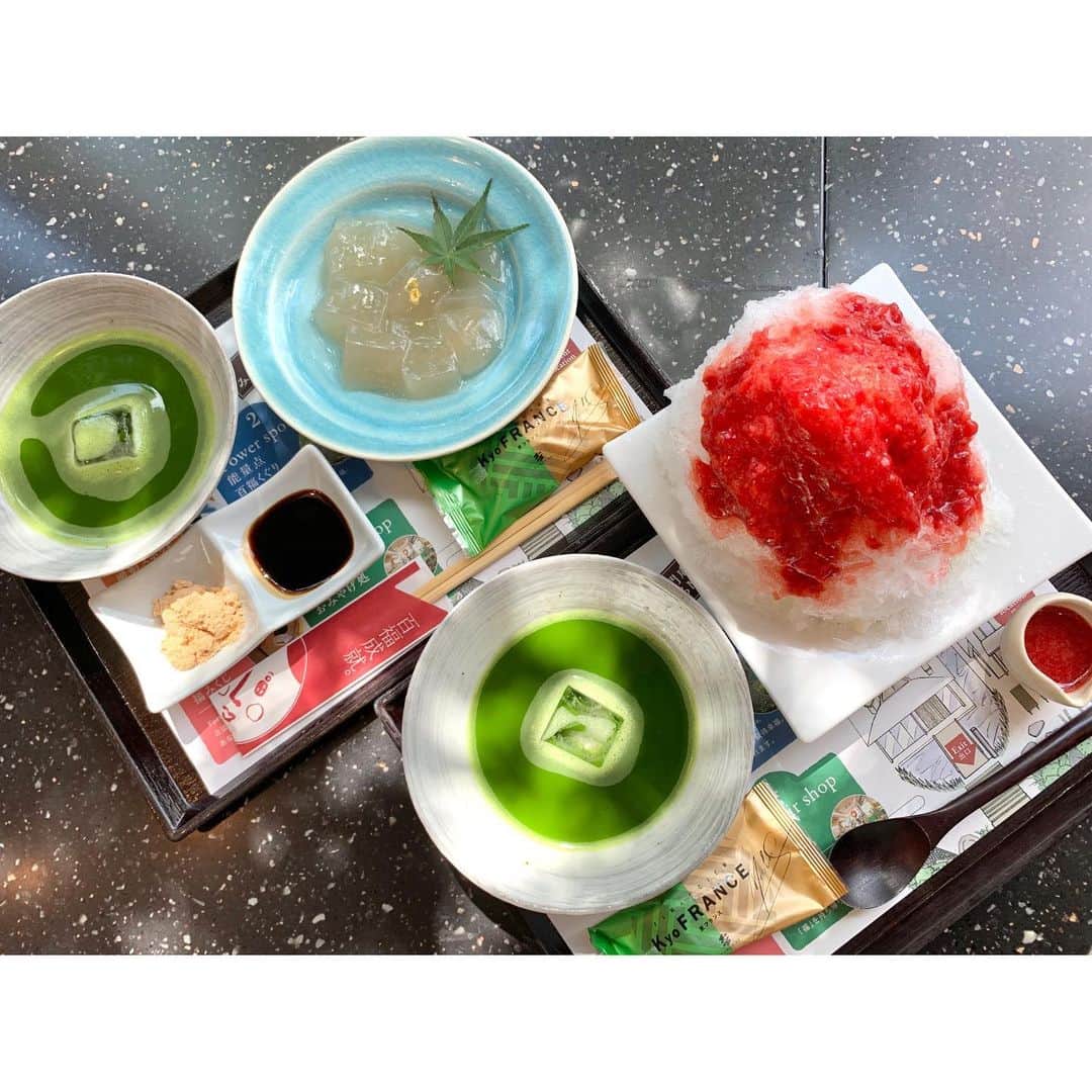 赤嶺紗羅のグルメインスタ