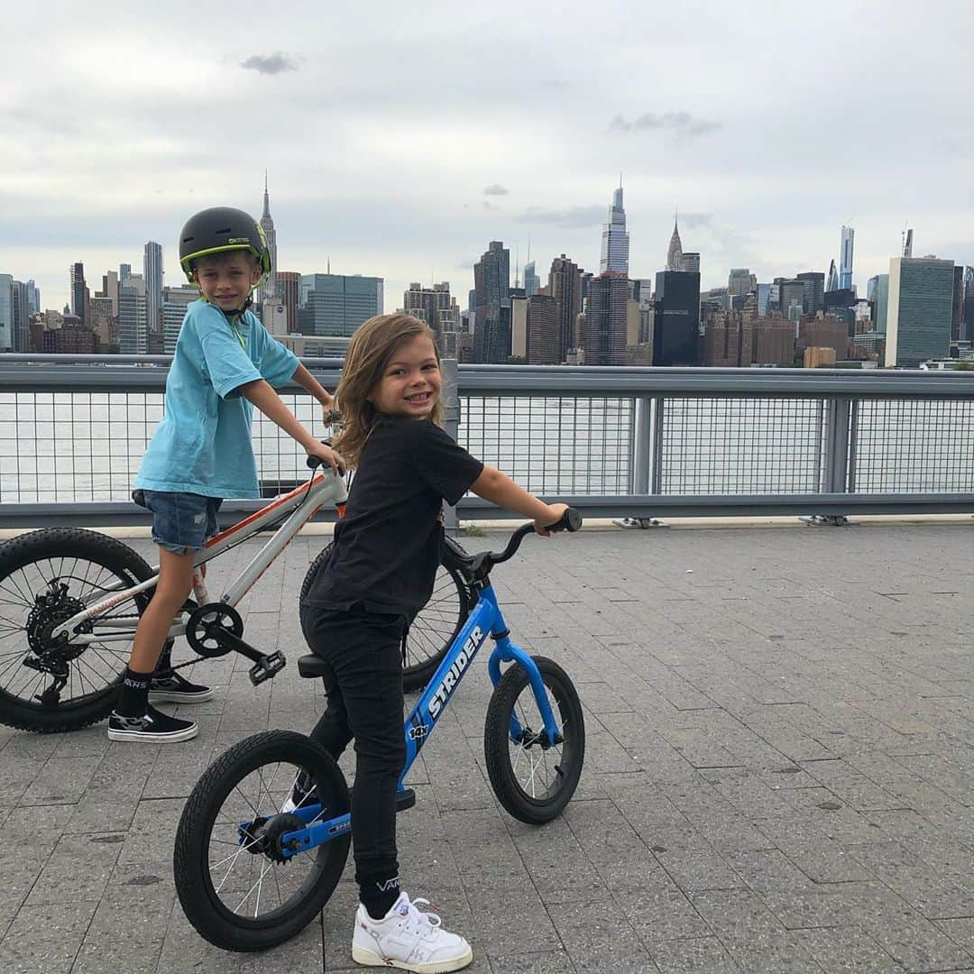 フランシスコ･ラチョースキーさんのインスタグラム写真 - (フランシスコ･ラチョースキーInstagram)「I’m very excited to share that I’m volunteering as an Ambassador for @AllKidsBike.  As a child, learning how to ride a bike taught me confidence, determination, and independence. It was one of the very first big accomplishments in my life, and I can recall the pride and joy of that moment to this day. As a teenager, riding a bike also became a transportation tool as I used it for commuting to and back from school. Nowadays, I realize that the relationship I’ve built with riding a bicycle has been grounded within my best childhood memories, and teenage years. I can now see that the value of learning how to ride a bike goes beyond the action itself, especially in today’s world where bikes have to compete against so many technological distractions kids have around them.  @AllKidsBike has the mission to teach every child in America how to ride a bike in Kindergarten PE class. Together with @striderbikes they provide bikes, helmets, and curriculum to organizations and schools that wish to teach children to ride.  Follow @AllKidsBike for examples and ways to give every child a life skill they will never forget. You can find all the information on AllKidsBike.org  #allkidsbike  #learntoride #keepitfun #allkidsbikeambassador #akbvolunteer」9月1日 8時42分 - chico_lachowski