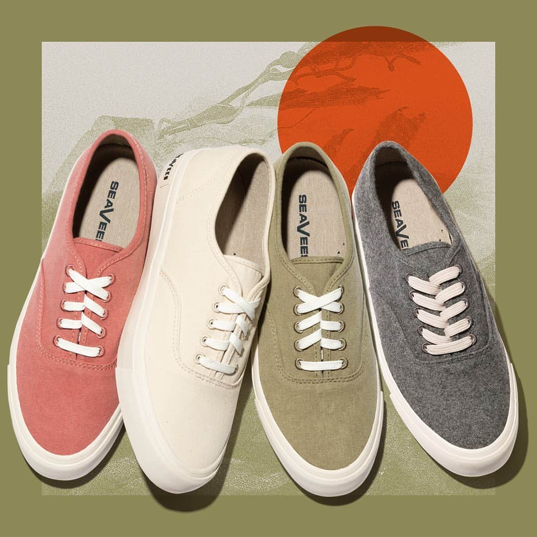 シービーズのインスタグラム：「The sea is in our name and we are devoted to protecting it 🌊⁣ ⁣⁣ ⁣For this collection, we are continuing our partnership with @sea.trees, a non-profit working to regenerate ocean health globally by restoring coastal ecosystems. For every pair sold from the SeaChange collection, SeaTrees regenerates 1 foot of carbon sequestering kelp forest.」