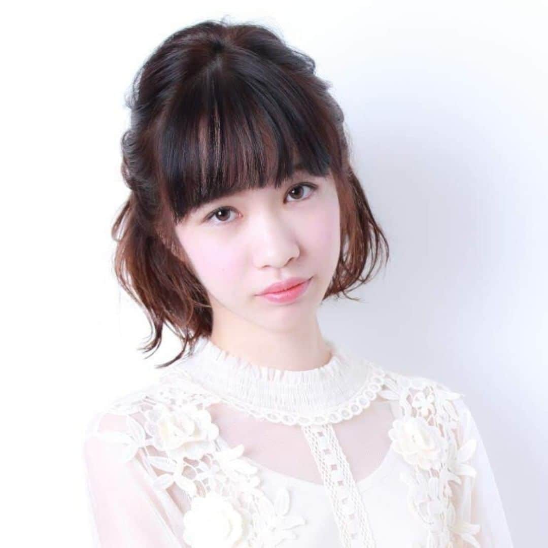 菅原京香のインスタグラム：「2020.09.01  免許合宿5日目  9月になりました🌰🍠🌾🍁  読書の秋スタートです✌️  たくさん読んでいきたいも思います📚」