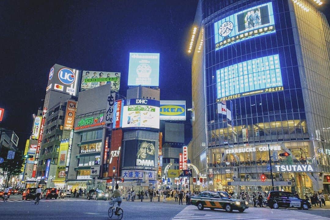 天音里菜さんのインスタグラム写真 - (天音里菜Instagram)「𖤥 おはよ！ 今日も良き一日にしようね！！  #PHOS_JAPAN #japan_daytime_viewd #ダレカニミセタイケシキ #love_bestjapan #lovers_nippon #渋谷　#shibuya」9月1日 9時12分 - rin_a_mn