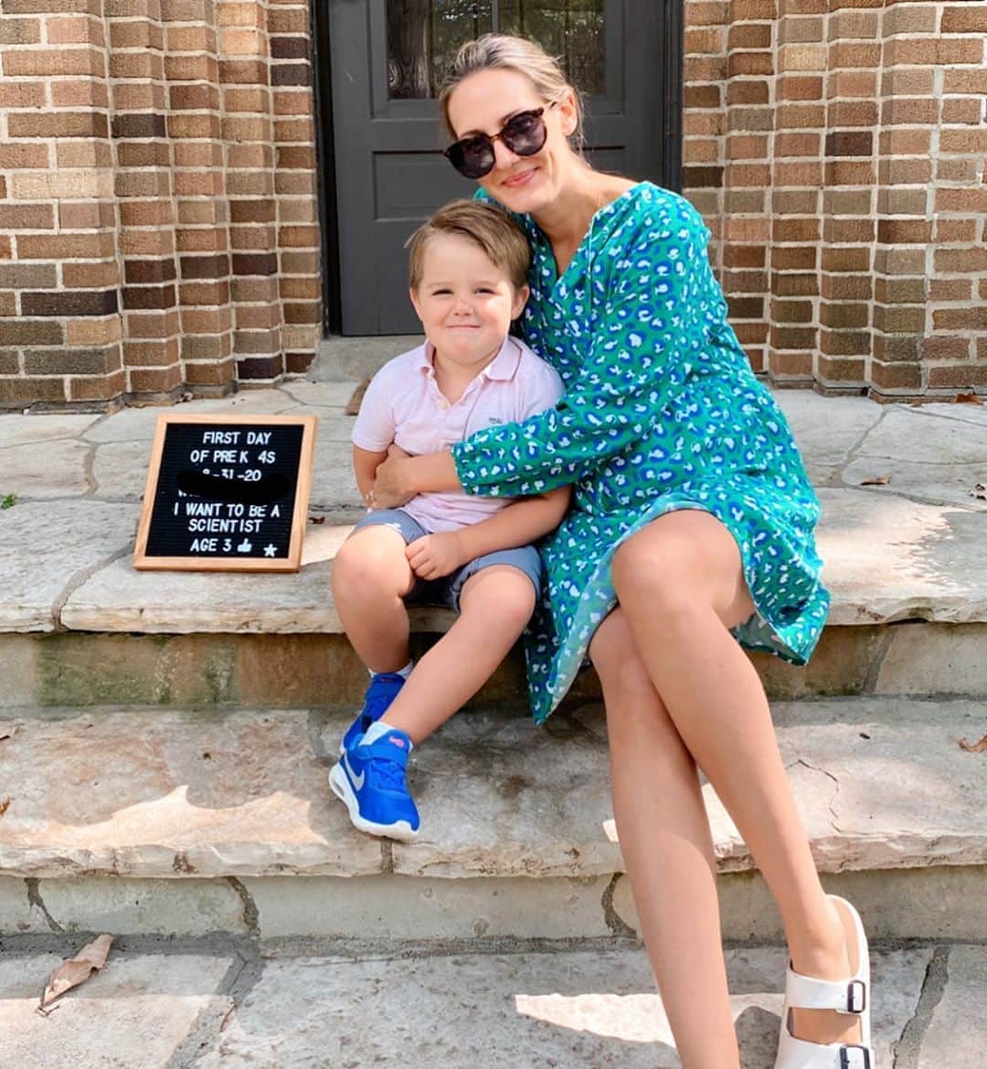 Anna Jane Wisniewskiのインスタグラム：「Another front porch photo. This time with my future scientist. 👨🏼‍🔬 Go get ‘em Ted.」