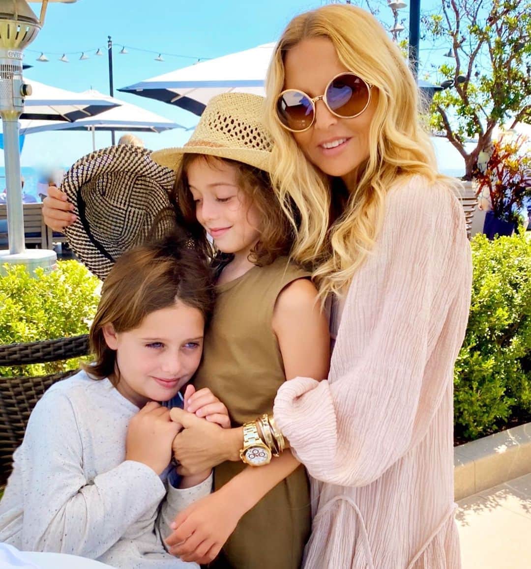 レイチェル・ゾーのインスタグラム：「Man crushing on these two today and everyday ❤️ #mcm #boymom 🙏🏻 XoRZ」