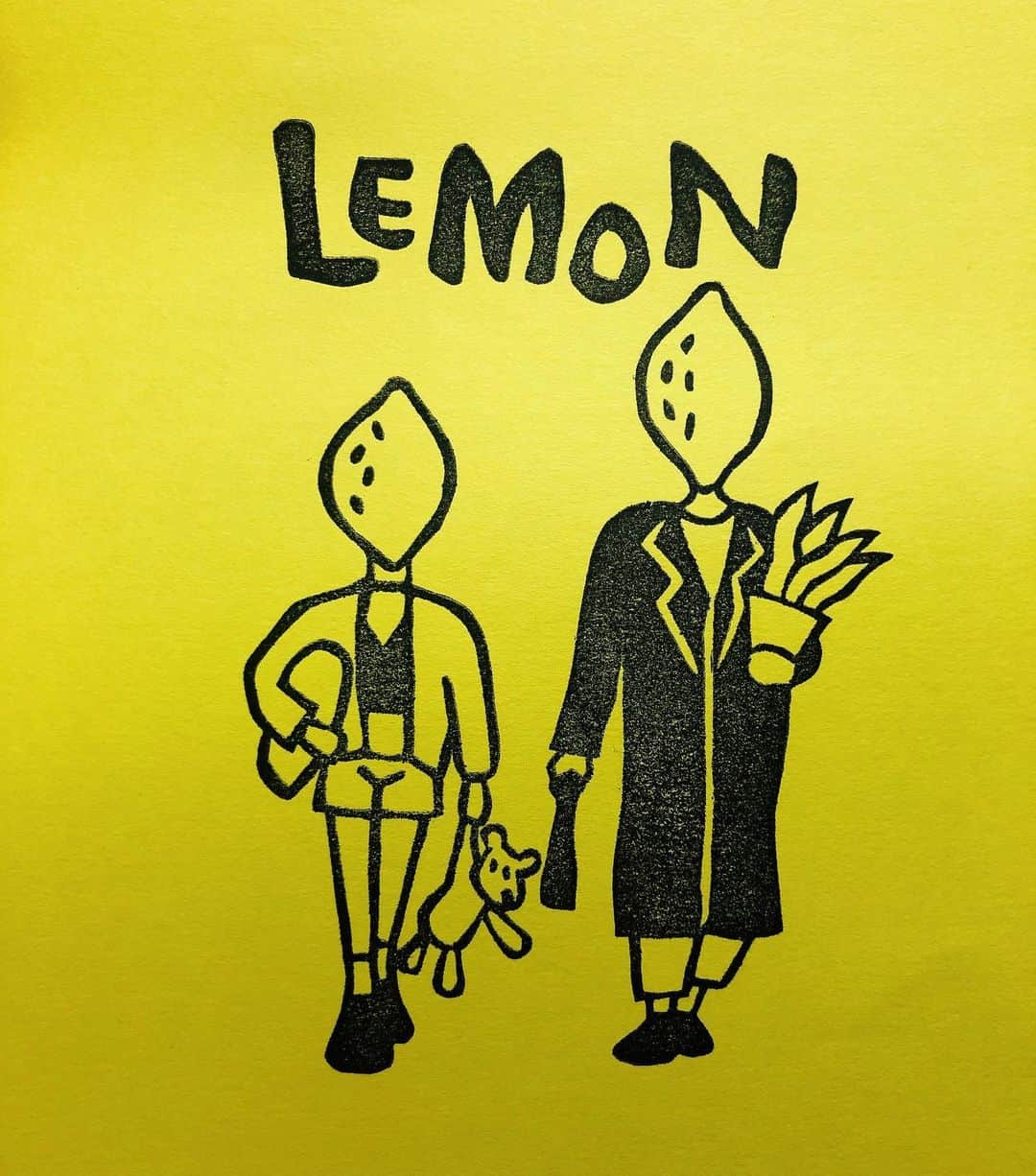 和田美枝のインスタグラム：「LEMON🍋  FRIEND COFFEE☕️  #個展#art #WADACHANCHI #消しゴムはんこ #映画 #LEON #LEMON #ブレンドコーヒー #FRIENDCOFFEE #ちょこっと変えてみた」