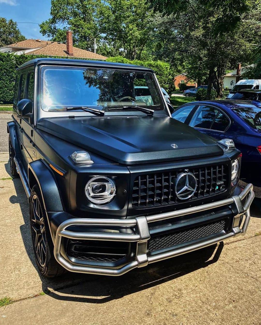 CarsWithoutLimitsさんのインスタグラム写真 - (CarsWithoutLimitsInstagram)「@premier_auto_leasing looking for a 2020 G63 ? For the best deals on the hottest truck on the market contact @premier_auto_leasing today !! Serving the entire tri-state area. Mention CWL to qualify for special promo**」9月1日 20時16分 - carswithoutlimits