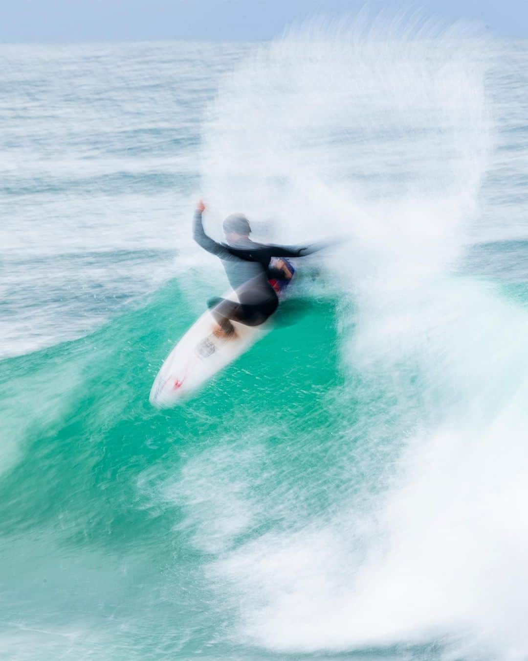 Rip Curl Australiaさんのインスタグラム写真 - (Rip Curl AustraliaInstagram)「From 2020 CT qualification and the year on hold that led to Postcards From Morgs. Plus, every thought and feeling in-between...  Hear it all from the man himself, @itsjust_morgan on @thelineuppod with @daveprodan. Link in bio.  @ripcurl_aus @WSL」9月1日 20時28分 - ripcurl_aus
