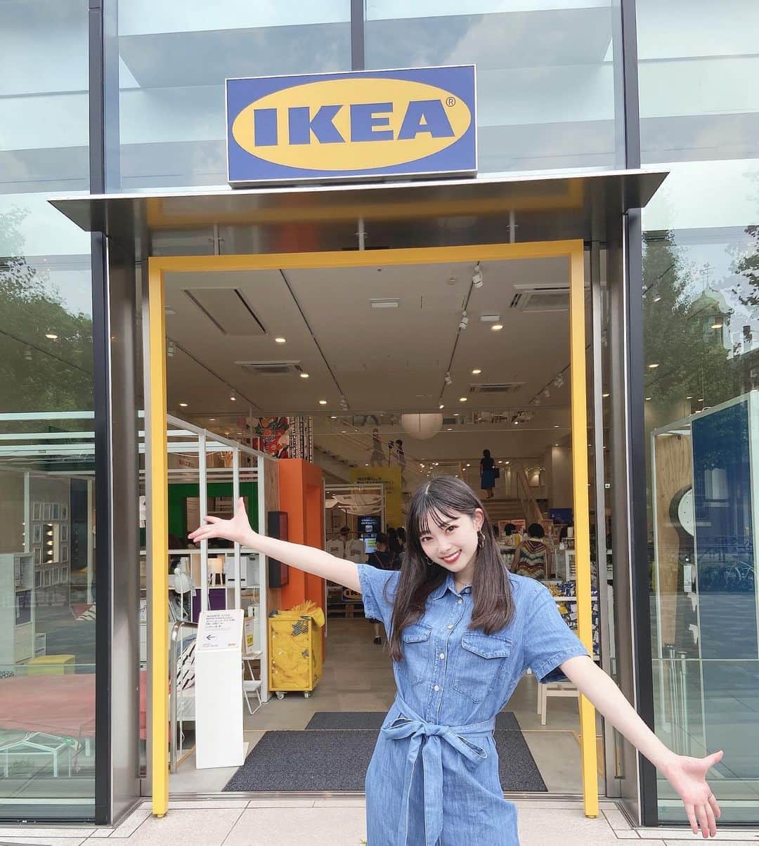  小浜桃奈さんのインスタグラム写真 - ( 小浜桃奈Instagram)「💙💛 エマリー編集部で「IKEA原宿店」 ジャックしちゃいました！？🤭 今日更新された記事をぜひチェックしてみて下さい🕺」9月1日 20時27分 - momona_kohama