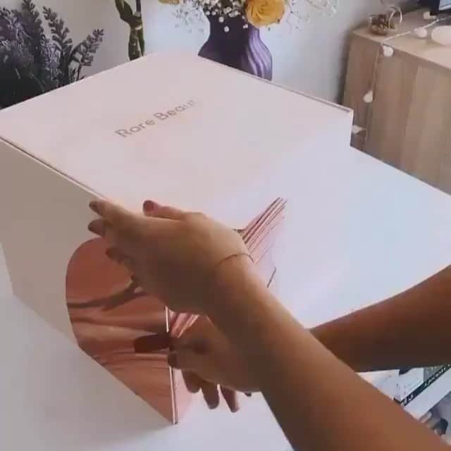 Always With Selenaのインスタグラム：「this is the PR pack from @rarebeauty , it is so beautiful and I can't wait for these products, they will be on sale on September 3rd」