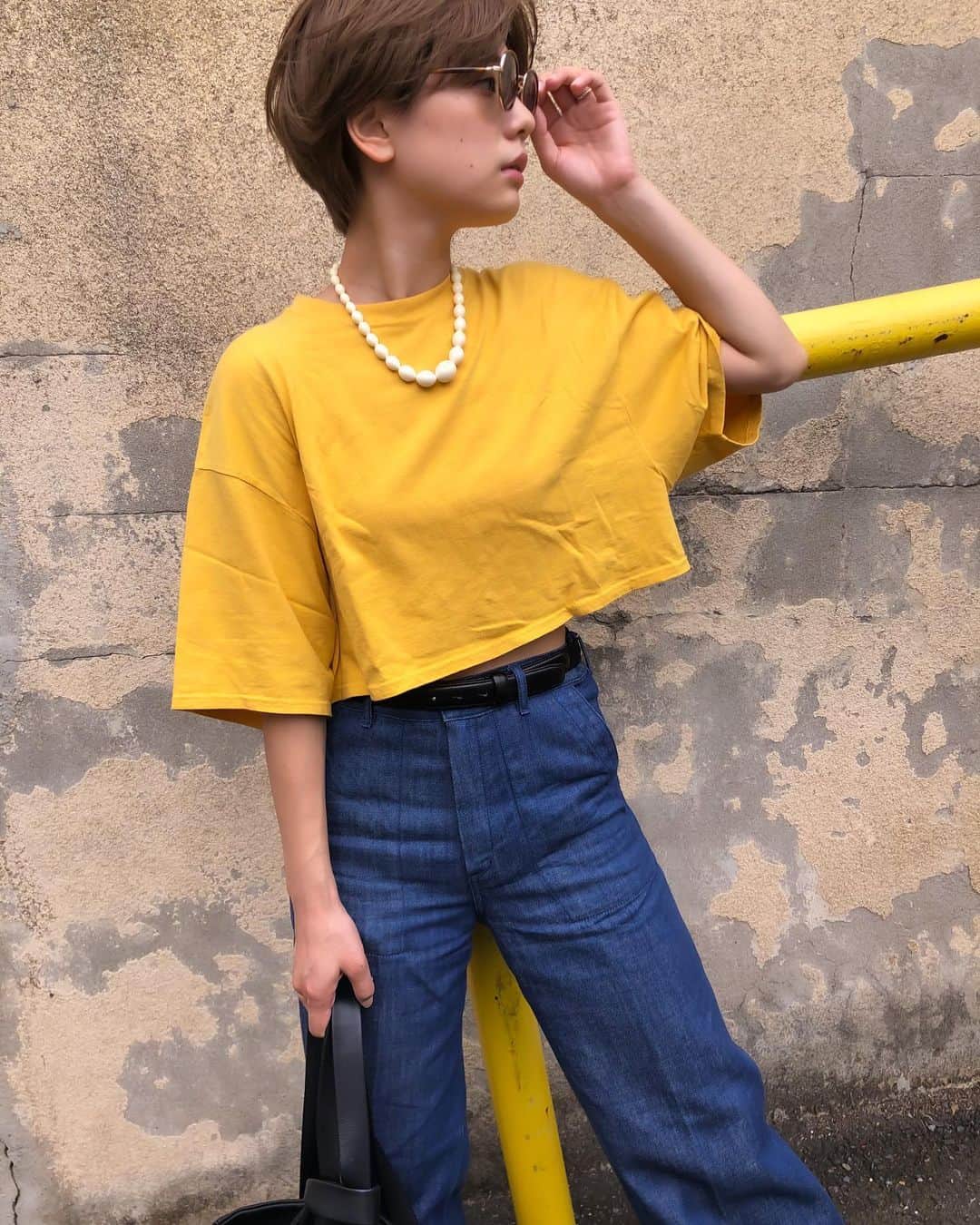 のインスタグラム：「. . 今日のお洋服🙆🏻‍♀️ おばぁちゃんからもらったネックレスをメインにコーデを考えました👀💕 . . #fashion #code #photo #antique #hyke #shinzone #ayame」