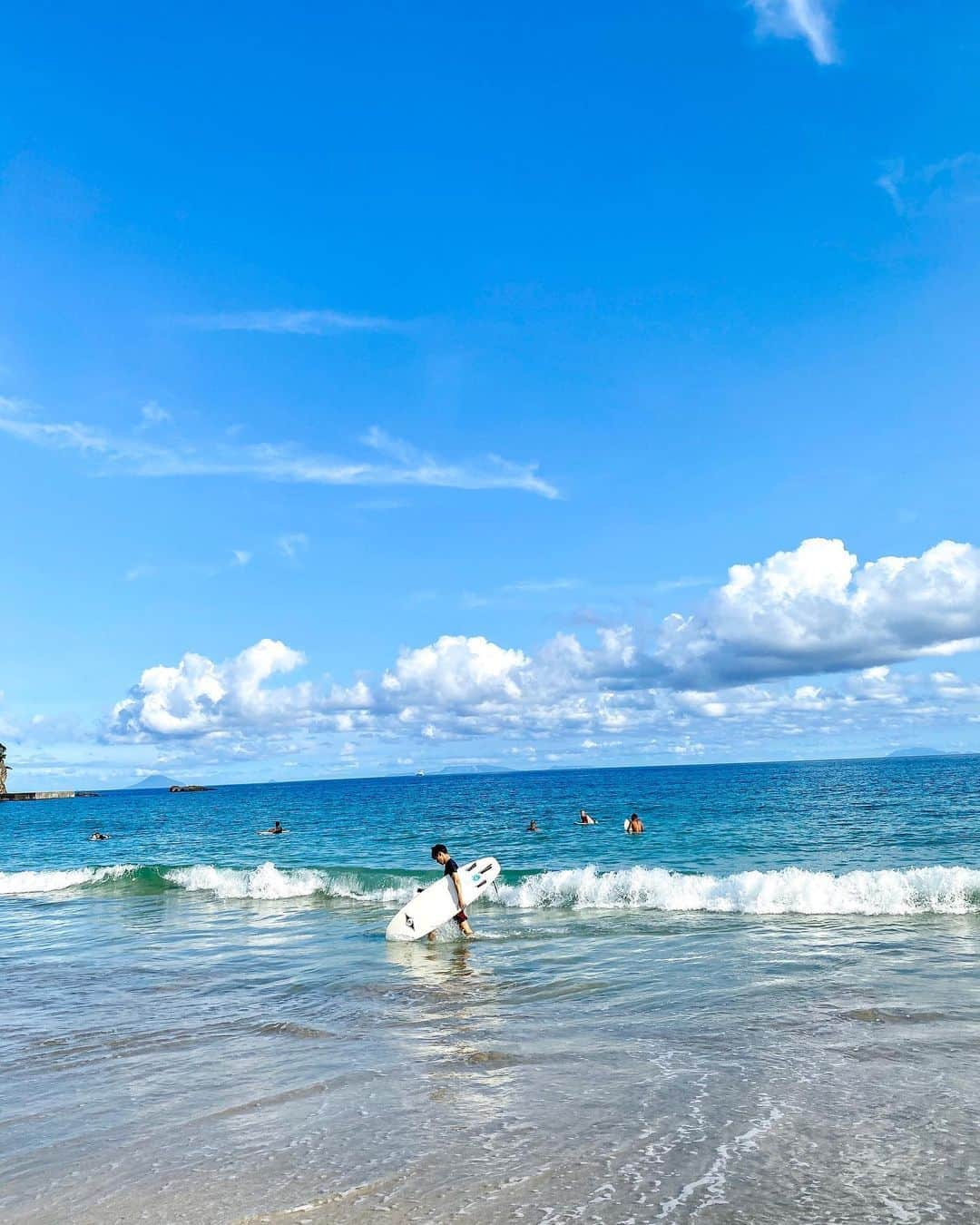 Ayaさんのインスタグラム写真 - (AyaInstagram)「多々戸浜🏄‍♂️🌊 綺麗やったなぁ〜💕 . . #伊豆#多々戸浜#海が好き#伊豆旅行#夏#快晴 #izu#summer#umi」9月1日 20時47分 - aya__fit