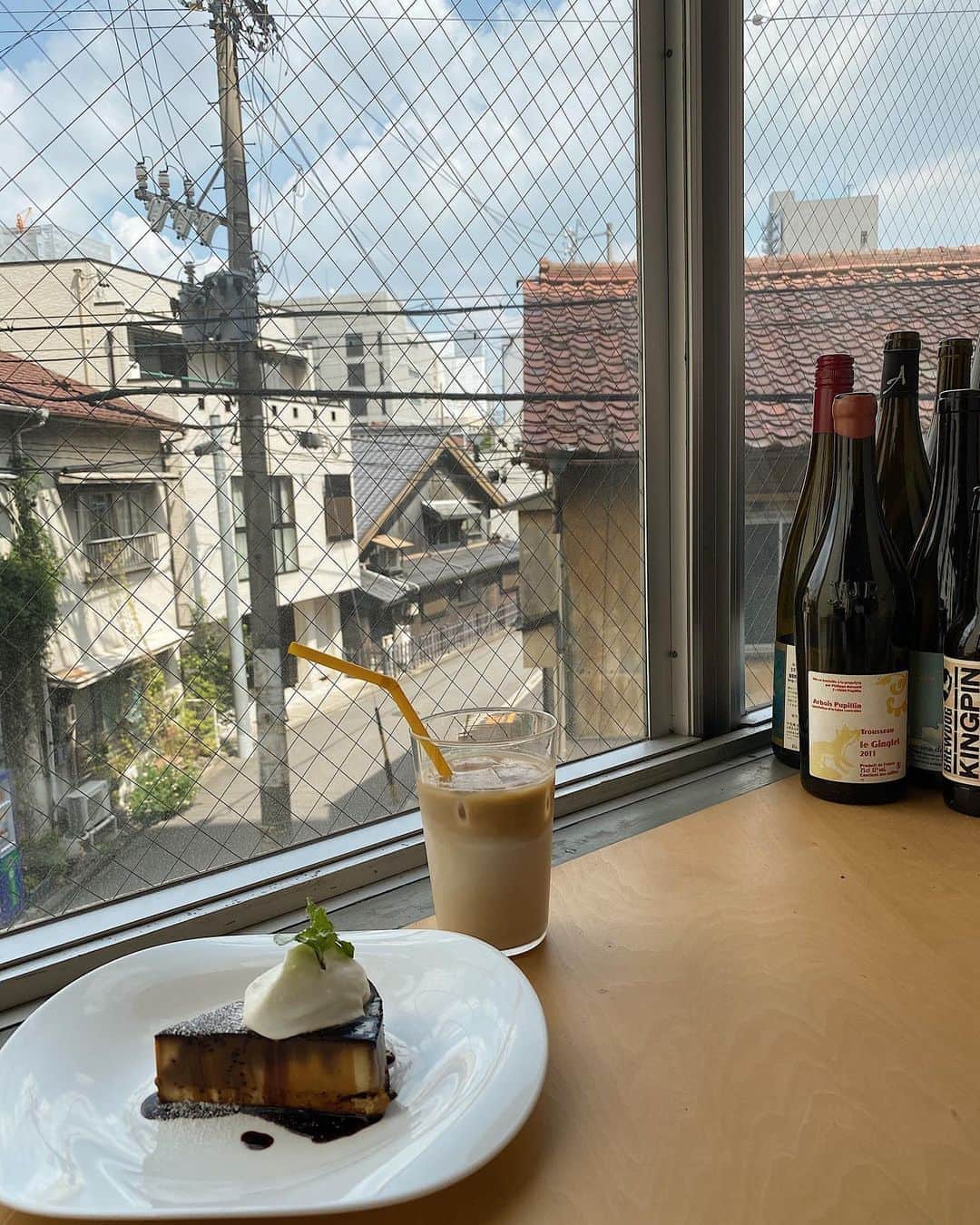 のインスタグラム：「🍮“ . . . . @nook_and_cranny  . #名古屋カフェ#名古屋グルメ  #プリン#固めプリン #retrip_nippon#retrip_cafe#retrip_nagoya  #カフェ#カフェ巡り#カフェ好きな人と繋がりたい」