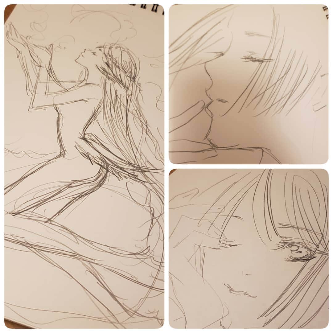 葉山いくみのインスタグラム：「絵描くイメージなかったかな！！！ 似たような絵だけどまだあったから載せますね。 たまにはお絵描きしようかな✏️ リハビリしないと～全然描けなくなってる～」