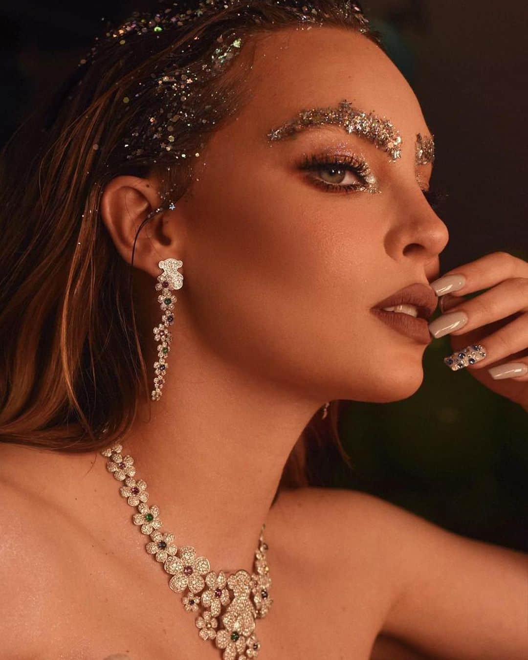 ベリンダのインスタグラム：「Es un gran orgullo poder ser parte de esta familia y tener sus creaciones @tousjewelry, muchas gracias @rosatous ✨」