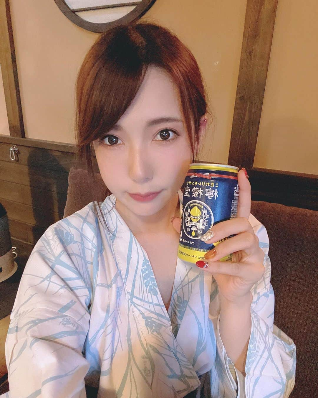 波多野結衣さんのインスタグラム写真 - (波多野結衣Instagram)「一緒にお酒のも…♡ . . #お酒 #大好き #波多野結衣」9月1日 14時27分 - hatachan524