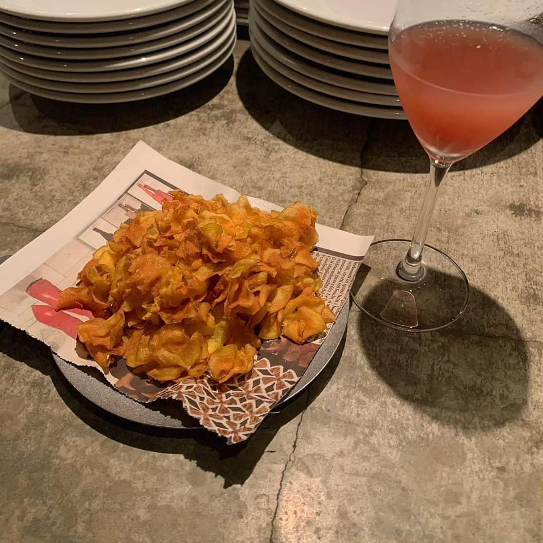 山本 絵里加のインスタグラム：「まえからすきだけど、最近のイタリアンへの愛ものすごい🍷🍝お店の雰囲気も素敵なところが多い~」