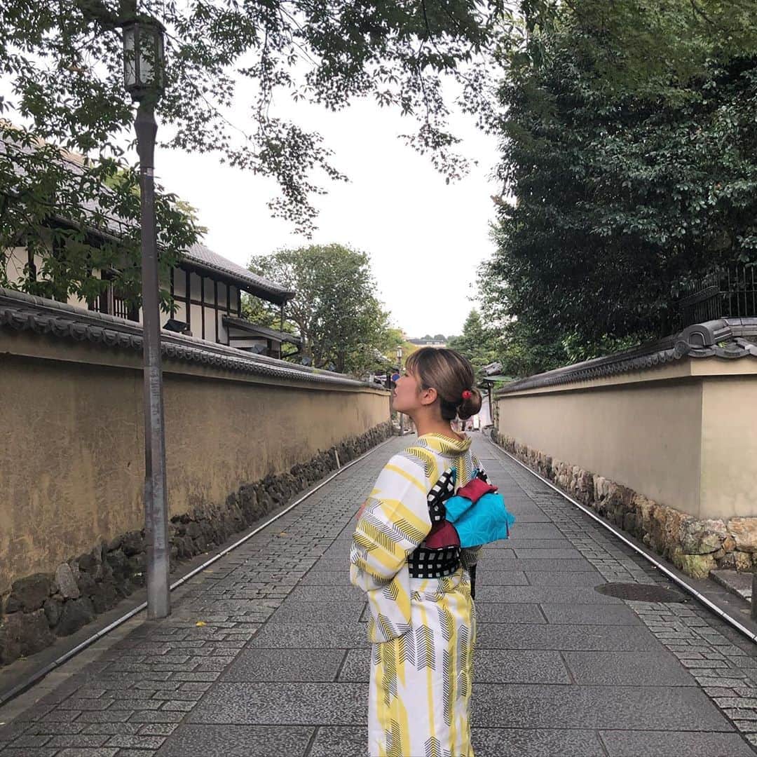EON（梶野恵園）のインスタグラム：「﻿ 🍡﻿ ﻿ ﻿ ﻿ そろそろまた京都行きたいな〜﻿ ﻿ ﻿ ﻿ #浴衣 #浴衣デート #浴衣女子  #京都 #京都観光 #京都好き  #京都出身の人は無条件に良い」
