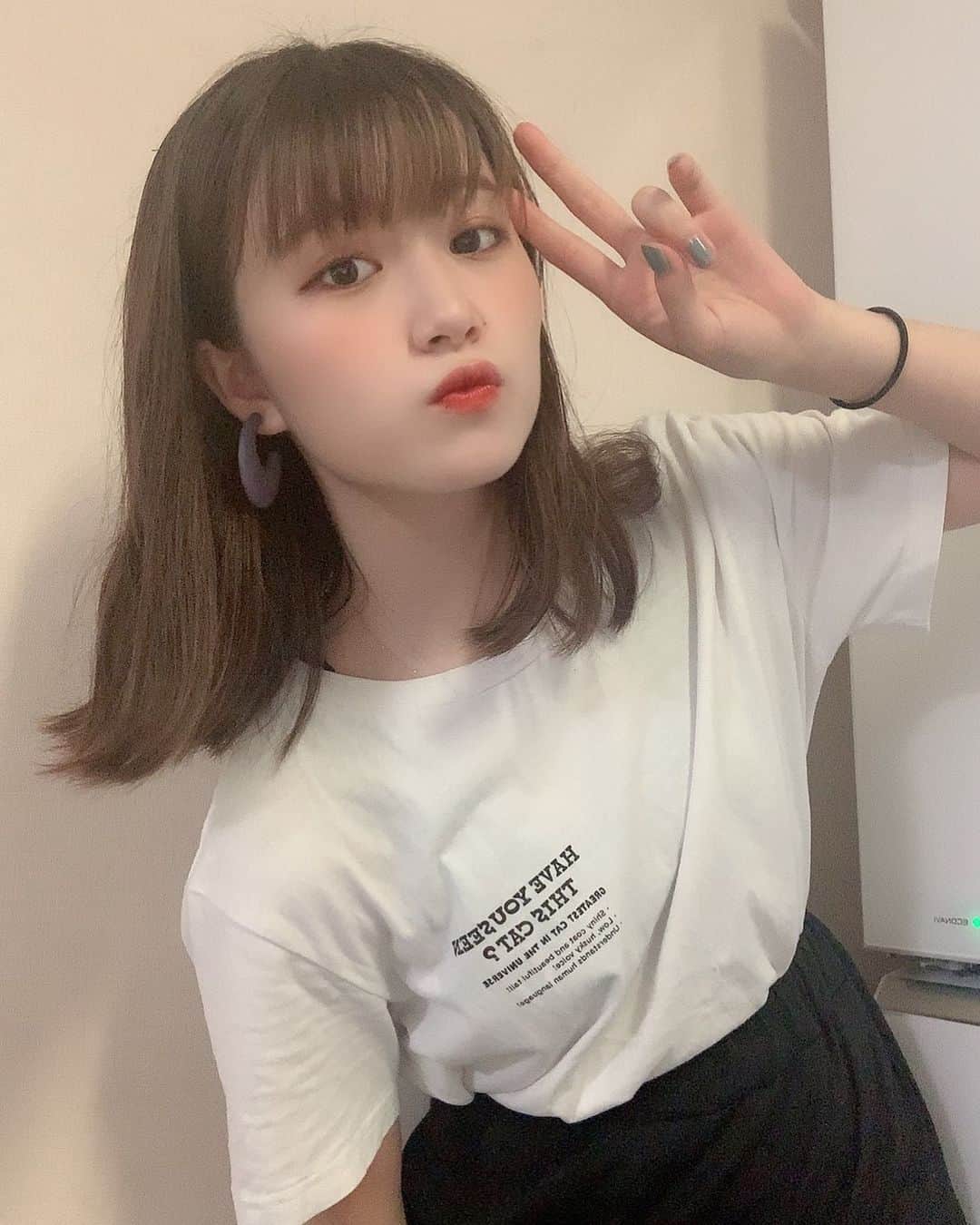 遠藤みゆのインスタグラム：「いえあっ！！ . 9月になりました〜！！ なんだか9月になった瞬間過ごしやすい、 ありがたや〜✌︎✌︎ . 9月もよろしくお願いします😌❤️」