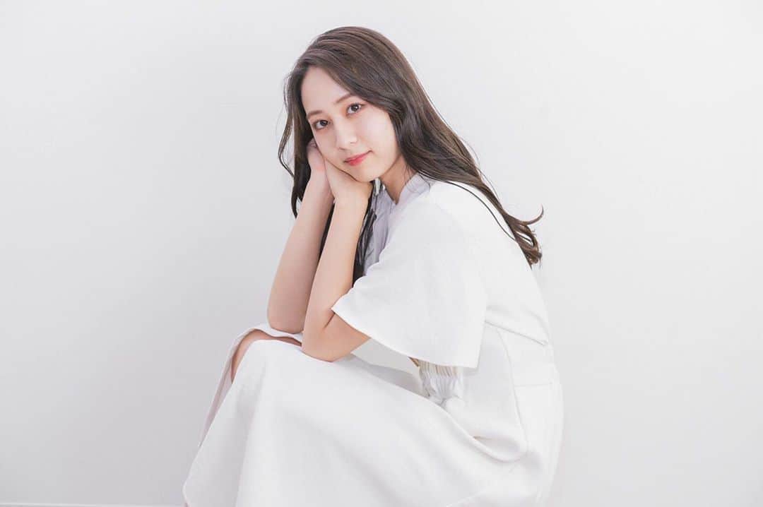 池田星来のインスタグラム：「. こんばんは 今日から9月ですね🍃😌 いつも皆さんのコメントが温かく、とても支えになっています。 ありがとうございます！  ついに、今日の21時から投票が開始になりました！！ 是非1日1回プロフィールから投票していただけたら嬉しいです😢 よろしくお願い致します🙇🏼‍♀️  #ミスコンテスト #ミスコン #ファイナリスト #ミス共立女子」