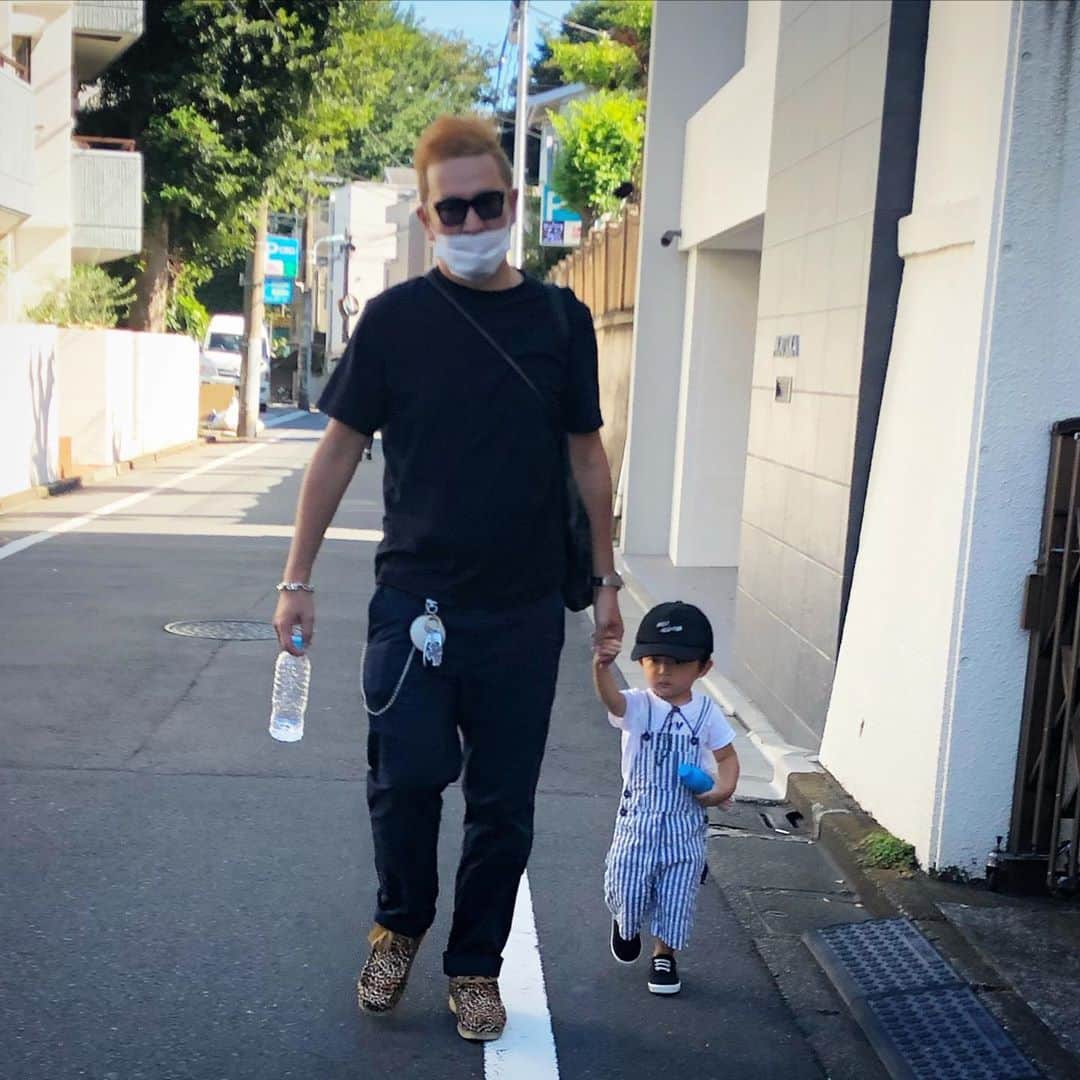 中村獅童さんのインスタグラム写真 - (中村獅童Instagram)「お散歩。 #陽喜 #獅童」9月1日 15時57分 - shido_nakamura