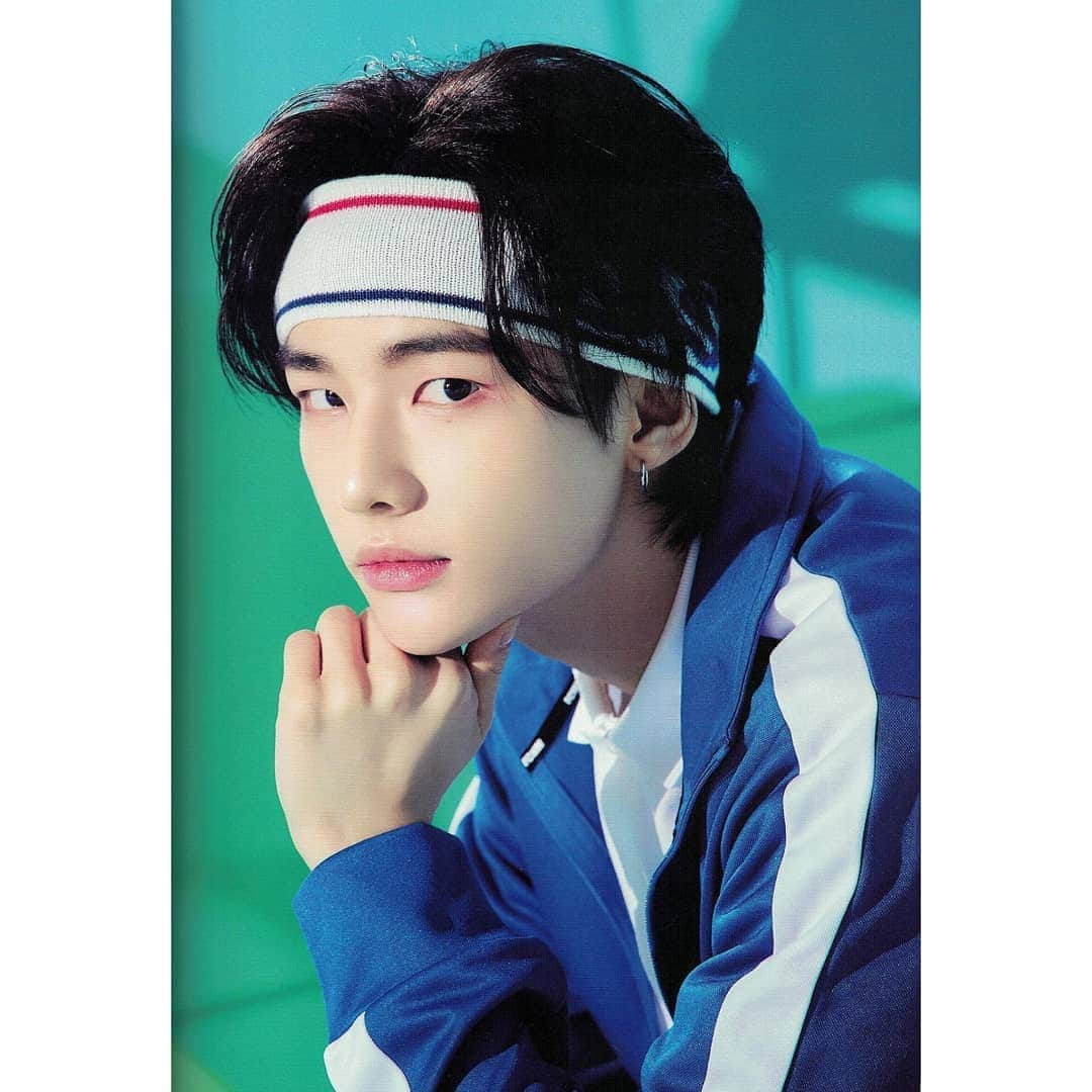 ファン・ヒョンジンさんのインスタグラム写真 - (ファン・ヒョンジンInstagram)「HWANG HYUNJIN STAY IN PLAYGROUND SCAN #현진 #Hyunjin #StrayKids #스트레이키즈 #IN生 #INLIFE #StrayKidsComeback #YouMakeStrayKidsStay . . Cr: rramkz -Yuchan🐰- #HwangHyunjin #Hyunjin #황현진 #현진 #real_hyunjinstraykids #Kimseungmin #jeongin #changbin #in #leeknow #minho #han #jisung #seungmin #bangchan #Felix #hyunjinstraykids #hyunjinvideo #kpop #straykidsvideo #straykidspicture #memestraykids」9月1日 16時27分 - real.hyunjinstraykids