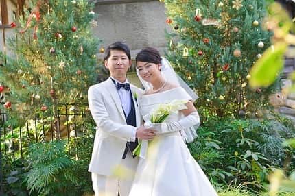のインスタグラム：「「冬は寒いからガーデンウェディングができない」 「緑が少ないから雰囲気がよくない」  そう思われている方いませんか？！ もしそうだとしたら、 とってももったいないです！  #フェリーチェガーデン日比谷 #結婚式場」