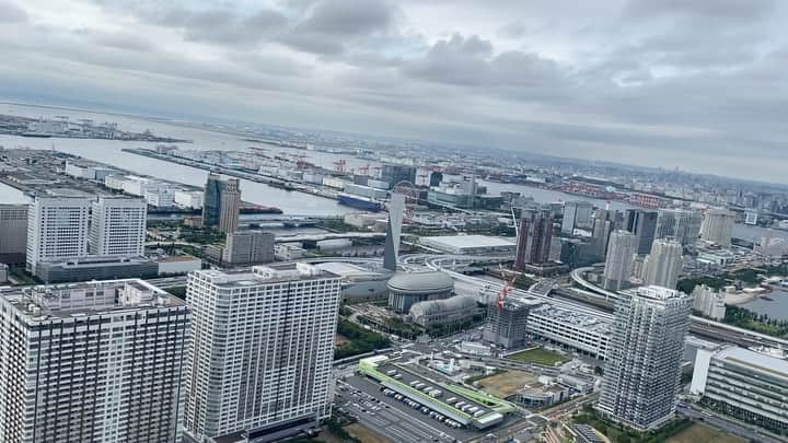 青木茉里奈のインスタグラム：「this morning🌥 ⛳️🚁tokyo.」