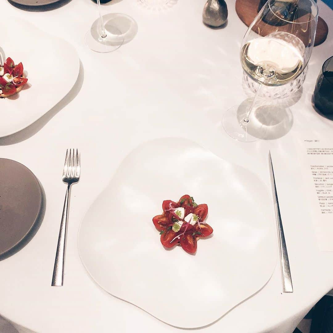 tomoko arimaのインスタグラム：「🍎 . ☑︎ESqUISSE . #esquisse  #ginza #tokyo #japan  #エスキス #銀座 #birthday」