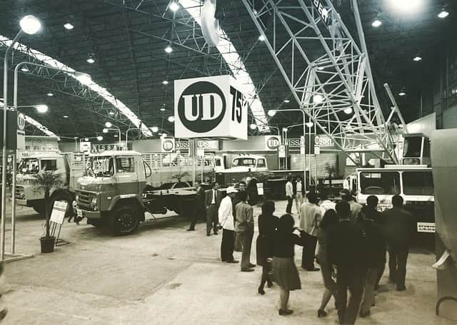 ＵＤトラックスさんのインスタグラム写真 - (ＵＤトラックスInstagram)「Tokyo Motor Show 1960 東京モーターショー1960 (第7回 全日本自動車ショー)でのUDトラックスブース  #udtrucks #UDトラックス #日産ディーゼル #nissandiesel #retro #レトロ #60年代 #60s #モーターショー #tokyomotorshow #東京モーターショー #udtms #tms」9月1日 17時51分 - udtrucksjp