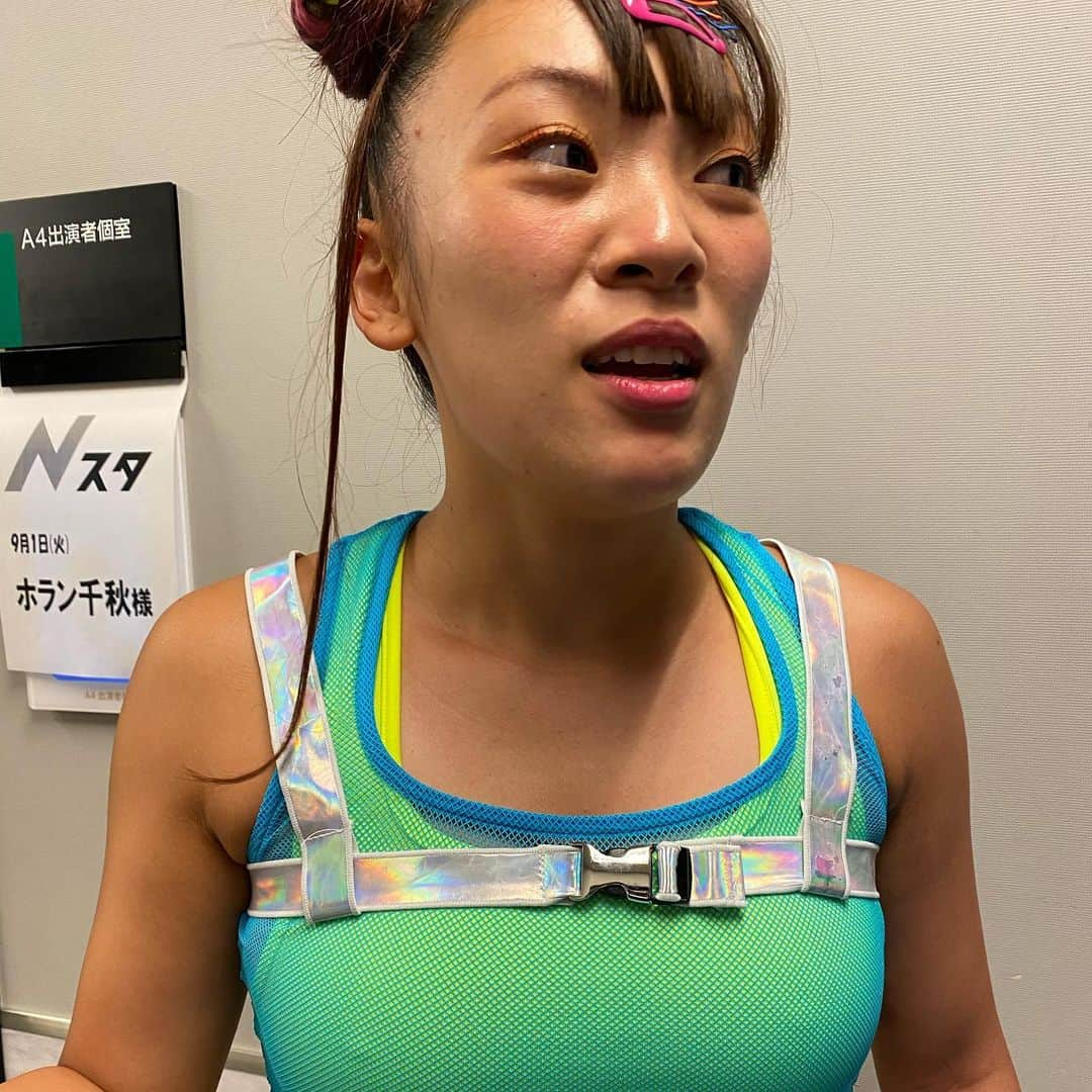 吉村崇のインスタグラム：「流石 リャンチクビリャンリャン  #夏はまだまだ終わらない #両乳首両々 #業界の風雲児」