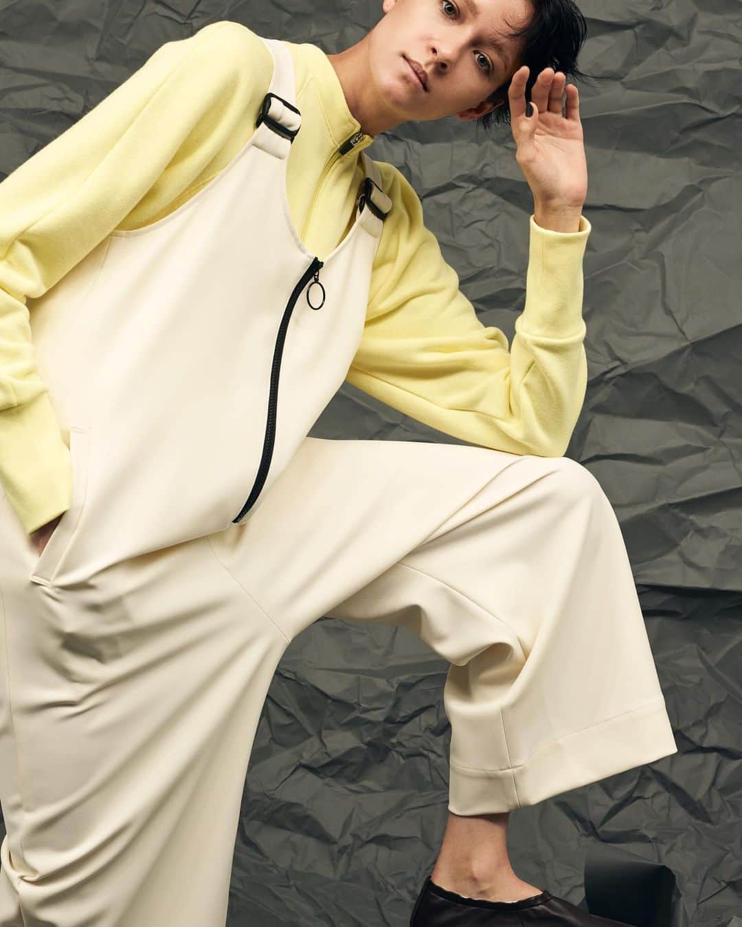 JET NEW YORKのインスタグラム：「﻿ ﻿ ———————————﻿ ﻿ JET NEWYORK﻿ 2020 FALL WINTER﻿ ﻿ “MOUNTAIN RESORT”﻿ ﻿ ———————————﻿ ﻿ ▶︎jumpsuit﻿ No.G50-59500 / ¥33,000+tax﻿ ﻿ ▶︎tops﻿ No.G50-39500 / ¥19,000tax﻿ ﻿ ———————————﻿ ﻿ #jet_newyork #jetnewyork #newyork #jet #marikohayashi #20 #2020 #aw #20aw #autumn #winter #fall #new #collection #nowonsale #preorder #elleshop #worldonlinestore #linkinbio」