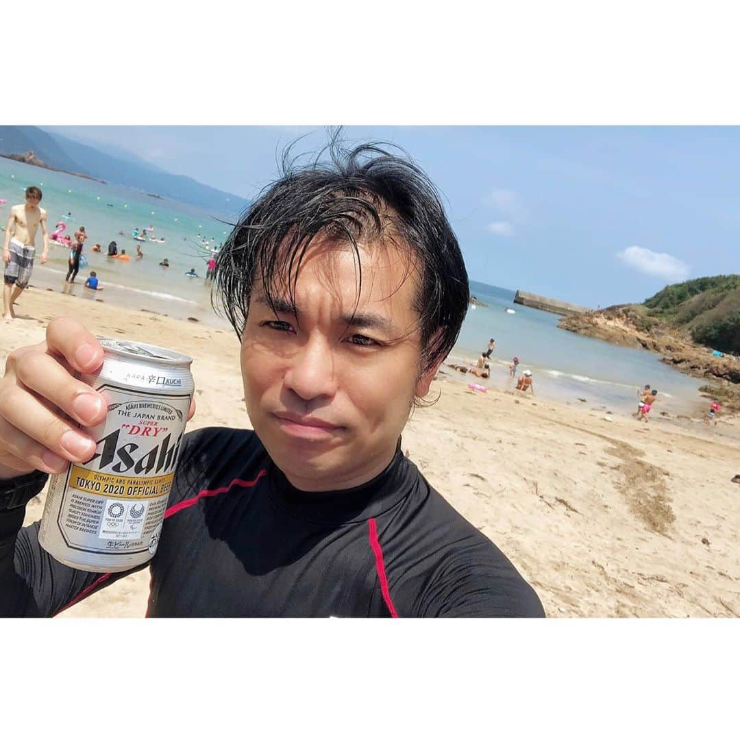 akamasa Kawata ( 川田 行政 ) のインスタグラム：「・ ・ 【independence day】 ・ 本日9月1日で 独立して丸一年。 ・ 色々ありましたが 皆様のご協力のもと 無事に辿り着きました。 ・ 感謝感謝です。 ・ 独立した後は 不安もありましたが 何よりストレスがなく 人生史上1番 精神面も体調面も 波がなく 穏やかに過ごせています。 ・ いよいよ2年目は 大きく動きます！ ・ #独立 #独立記念日 #independence  #independenceday   ーーーーーーーーーーーーーーーーーーー ファッションはマインドを 相手に伝えるための武器である。 ・ “マインド” を “外見” という武器に変え、 すべての人が本質を最大限に活かし、 “Happy”になれる社会を目指します。 ・ Happy Styling Management  ～あなたの為の専属スタイリスト～ happystyling.wixsite.com/main ・ 川田プロデュースアパレルブランド Nonver Style https://nonver.paintory.com/ ・ @takamasakawata @happystylingmanagement @nonver_style ーーーーーーーーーーーーーーーーーーー #happystylingmanagement #nonverstyle #nonver #stylistlife #fashion #fashionphotography #beautiful  #tshirts #ファッション #ファッションスタイリスト #メンズファッション #レディースファッション #コーディネート #大人コーデ #tシャツ #経営者 #起業家 #お洒落さんと繋がりたい」