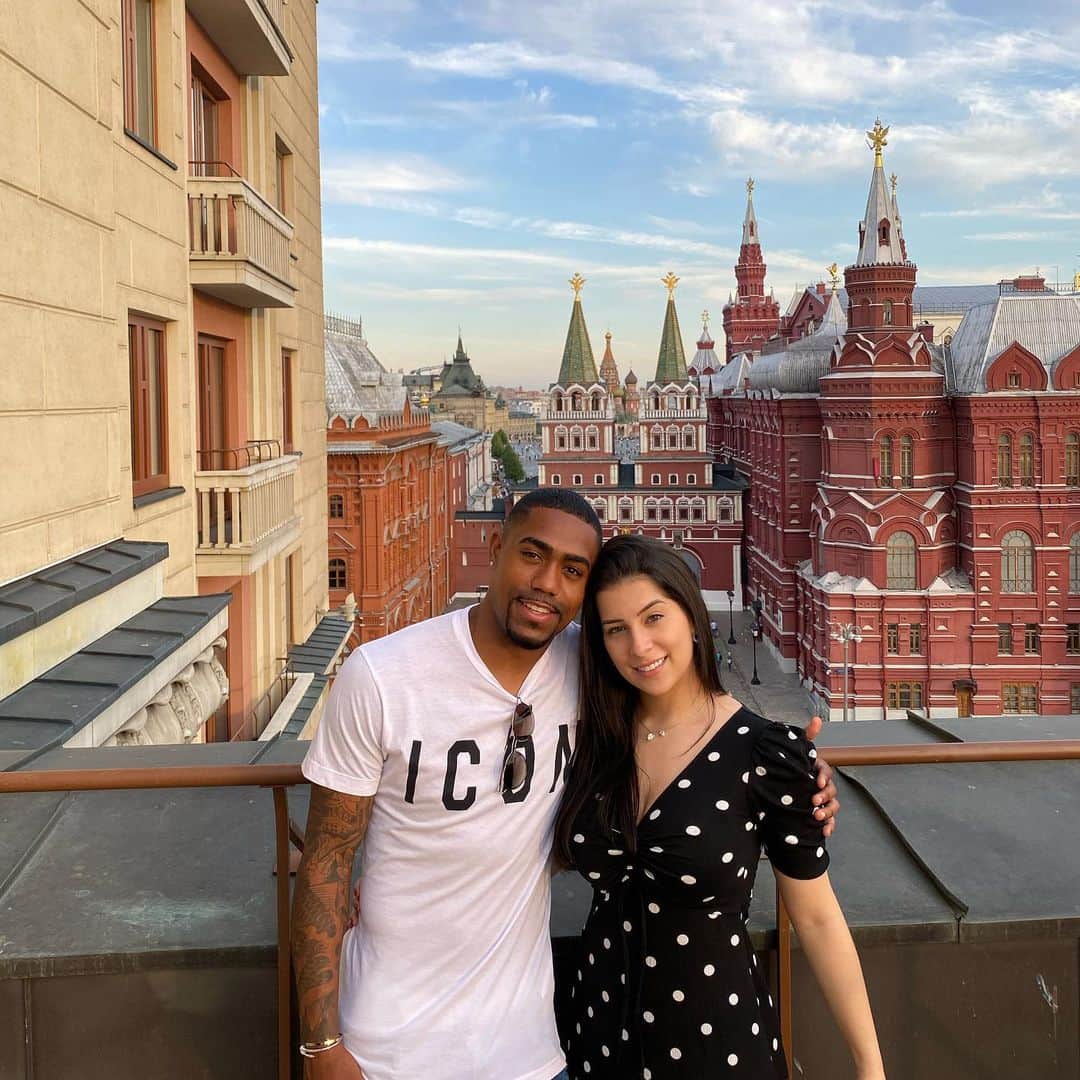 マウコム・フィリペ・シウヴァ・デ・オリヴェイラのインスタグラム：「Mini férias com o meu amor ❤️😘 @leeticiapereira_」