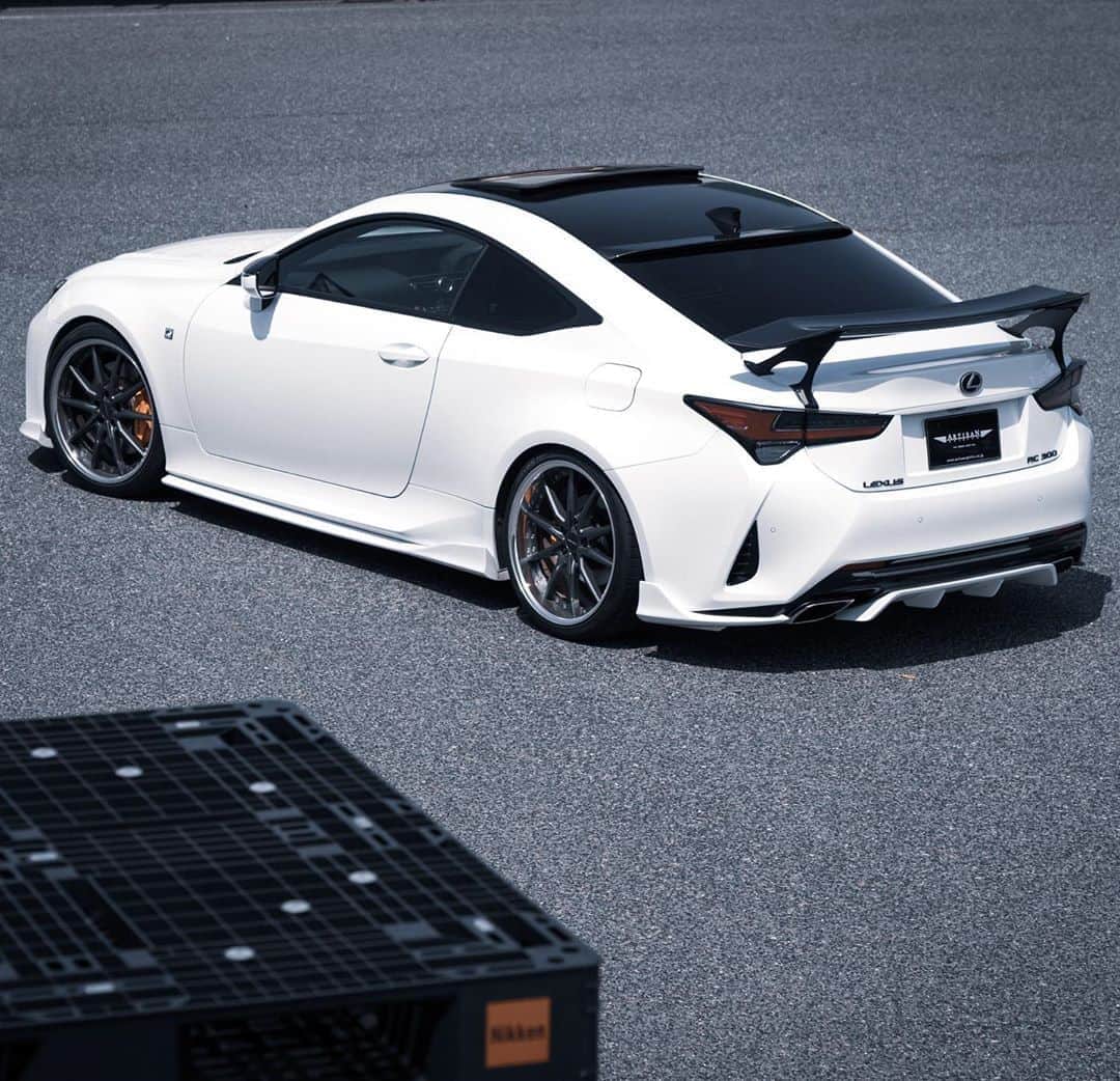 のインスタグラム：「Lexus RC owner：@muro66jp Artisanspirits/// Sportsline blacklabel www.artisanspirits.co.jp #artisanspirits #artisan #asms #as #lexus #lexusrc #rc #bodykit #blacklabel #corarta5 #yokohamatire #blitz #japan #jp #ravspecjdm #butlertire #evasivemotorsports #jworksunlimited #premierautowerkz #suvproject #kanooperformance #car_life_staff #トラウム #車庫小舗 #nigeljdmparts #advanced_auto_performance  #mr__lexus #jackspna #ottoautoservice」