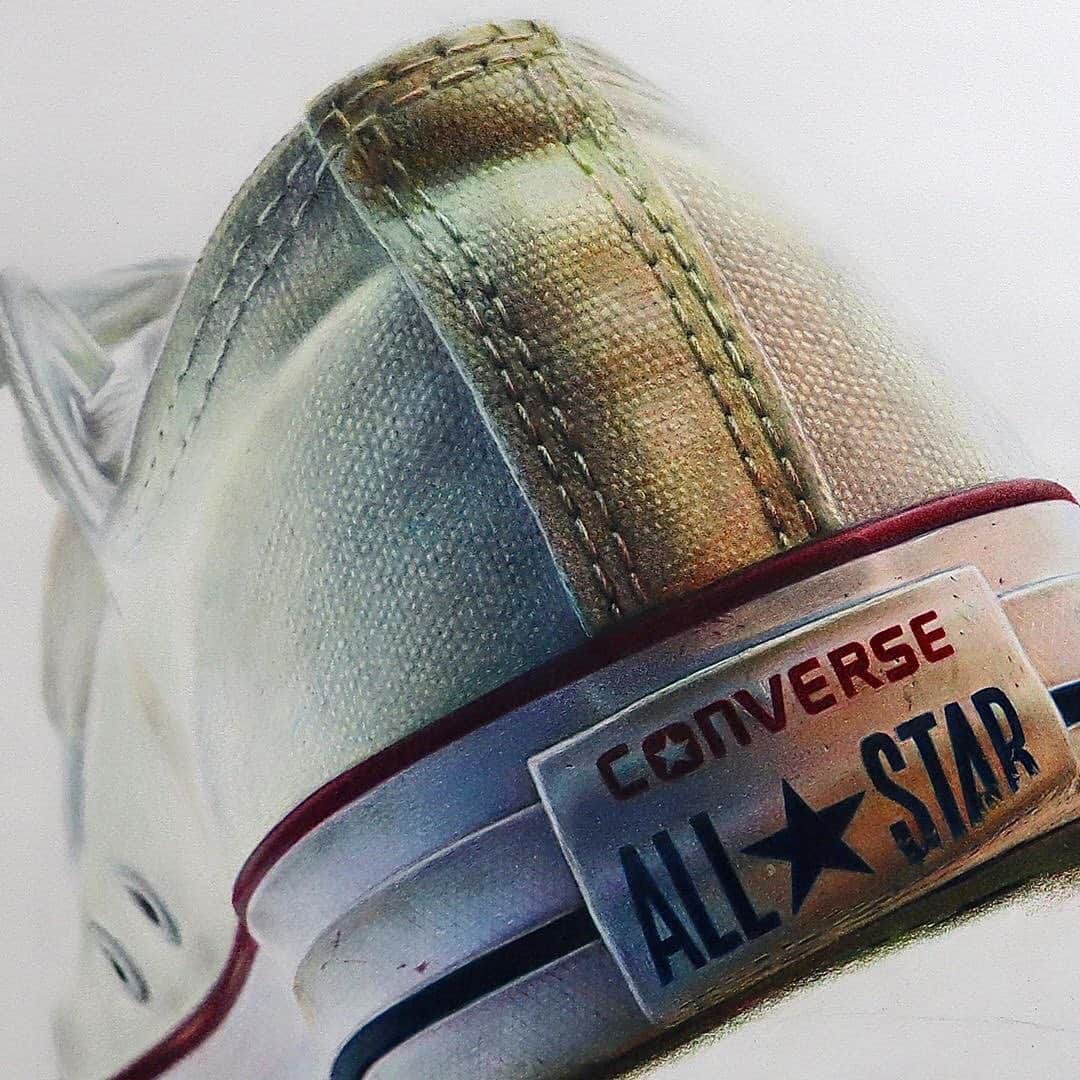 Art Collective Magazineさんのインスタグラム写真 - (Art Collective MagazineInstagram)「Amazing converse all star by @roncruzart ! Give him a follow for more great work 💥 #artnerdsupport #artnerd #artcollective #converse #allstars #cons #converseallstar @converse」9月2日 5時11分 - art_collective