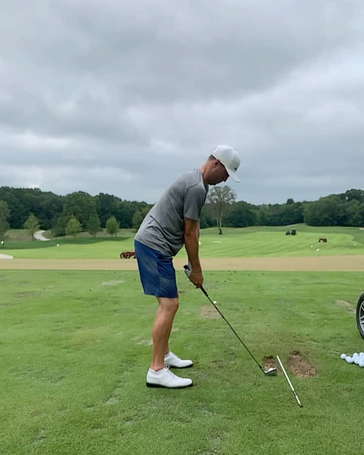 ジャスティン・トーマスのインスタグラム：「Good work this morning with pops getting ready for @playofffinale. Last event of year 6(!!!) on @pgatour. Man does time fly! #LFG」