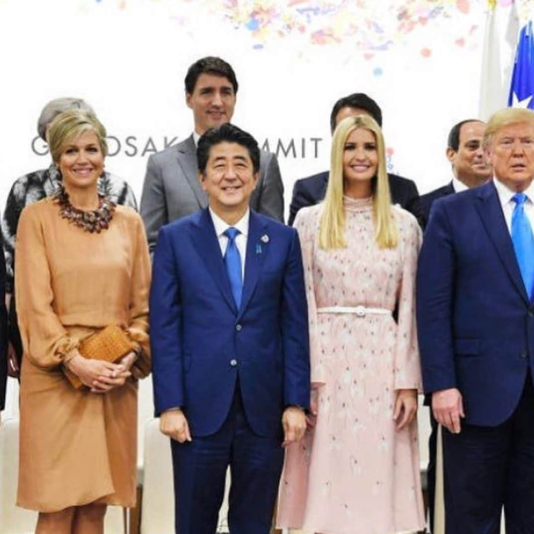 イヴァンカ・トランプさんのインスタグラム写真 - (イヴァンカ・トランプInstagram)「Grateful to have gotten to know Prime Minister Abe over the past few years.  He is an exceptional leader and ally to the U.S. on many issues, including Women’s Economic Empowerment.  We wish him well! 🇺🇸🇯🇵」9月2日 6時16分 - ivankatrump